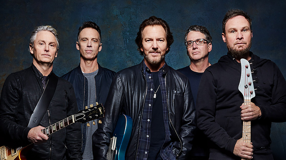 An image of the members of Pearl Jam.