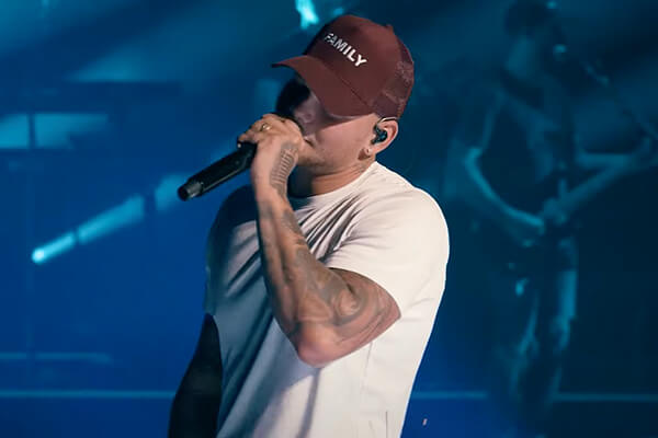 Kane Brown performs 'One Mississippi' Small Stage Series